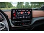Volkswagen ID.4 Family 77 kWh , Panoramadak, Stoel/stuurverwarming, Adaptive Cruise control, Apple Carplay