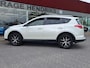 Toyota RAV4 2.5 Hybrid AWD Style | Trekhaak 1650kg!| Leder-Stof | CarPlay / Android Auto | Camera | LED |