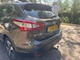 Nissan Qashqai 1.2 Premier Edition. Wij zijn altijd de goedkoopste met de beste Vakgarage BOVAG service.