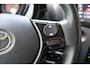 Toyota Aygo 1.0 VVT-i x-First MT | 15” lichtmetalen velgen ‘zwart-gepolijst’ | Privacy glass achterruit en zijruiten achter | Mistlampen vóór | Smartphone Integration by Pioneer, 7” multimediascherm met DAB+, And