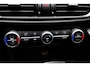 Alfa Romeo Giulia 2.0 T AWD Q4 VELOCE H&K ACC MEMORY XENON