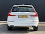 Volvo XC60 2.0 B5 Inscription 360 camera/ head up display/ schuifdak/ parkeerverwarming / harman kardon /trekhaak