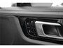 Porsche Cayenne Coupé 3.0 E-Hybrid Sport Design Pano ACC 4WS Trekhaak 22"