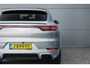 Porsche Cayenne Coupé 3.0 E-Hybrid Sport Design Pano ACC 4WS Trekhaak 22"