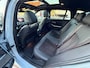 BMW 3-Serie Touring 320e M-Sport Performance / Pano / Hud / 360 Cam / H&K / Full Black .