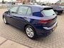 Volkswagen Golf 1.0 TSI Life Business / ACC / Lane assist / Keyless Go / IQ-Drive .