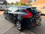 Volvo V40 1.6 T3 Kinetic / Camera / Cruise / Trekhaak / Nieuwe APK .