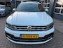 Volkswagen Tiguan 1.5 TSI ACT Highline Business R-Line / Pano / ACC / Massage / Camera / Trekhaak / Parel Wit .