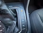 Volkswagen Tiguan 1.5 TSI ACT Highline Business R-Line / Pano / ACC / Massage / Camera / Trekhaak / Parel Wit .