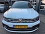 Volkswagen Tiguan 1.5 TSI ACT Highline Business R-Line / Pano / ACC / Massage / Camera / Trekhaak / Parel Wit .
