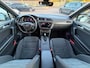Volkswagen Tiguan 1.5 TSI ACT Highline Business R-Line / Pano / ACC / Massage / Camera / Trekhaak / Parel Wit .