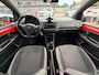 Volkswagen Up! 1.0 BMT cross up! / Camera / Cruise / Clima / DAB / 75 PK / Zeer Kompleet ! .