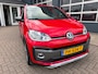Volkswagen Up! 1.0 BMT cross up! / Camera / Cruise / Clima / DAB / 75 PK / Zeer Kompleet ! .