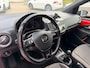 Volkswagen Up! 1.0 BMT cross up! / Camera / Cruise / Clima / DAB / 75 PK / Zeer Kompleet ! .