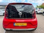 Volkswagen Up! 1.0 BMT cross up! / Camera / Cruise / Clima / DAB / 75 PK / Zeer Kompleet ! .