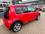 Volkswagen Up! 1.0 BMT cross up! / Camera / Cruise / Clima / DAB / 75 PK / Zeer Kompleet ! .