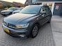 Volkswagen Tiguan 1.5 TSI ACT Highline Business R / Pano / 2x Massage / ACC / Trekhaak / Zeer kompleet !