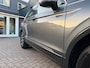 Volkswagen Tiguan 1.5 TSI ACT Highline Business R / Pano / 2x Massage / ACC / Trekhaak / Zeer kompleet !