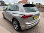 Volkswagen Tiguan 1.4 TSI ACT Comfortline Business R-Line / Pano / ACC / Massage / Trekhaak.