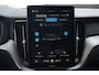 Volvo XC60 2.0 T8 Plug-in hybrid Facelift AWD Plus Black Edition 455pk Panoramadak/Trekhaak/360Camera