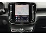 Volvo EX40 Single Motor Extended Range Plus 82 kWh | 360 graden camera | Stoel-/stuurwielverwarming | Trekhaak, inklapbaar | Harman Kardon | Pilot assist | 19 inch. lichtmetalen velgen | BLIS | Apple carplay/ Android auto | Keyless entry | Dak in contrasterende kleur