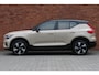 Volvo EX40 Single Motor Extended Range Plus 82 kWh | 360 graden camera | Stoel-/stuurwielverwarming | Trekhaak, inklapbaar | Harman Kardon | Pilot assist | 19 inch. lichtmetalen velgen | BLIS | Apple carplay/ Android auto | Keyless entry | Dak in contrasterende kleur