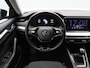 Skoda Octavia Combi 1.5 TSi 150 Pk First Edition | Stoelverwarming | Camera | Adaptive cruise | Navigatie | CarPlay | Matrix LED | 17 Inch | 60.639 Km !!