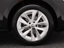 Skoda Octavia Combi 1.5 TSi 150 Pk First Edition | Stoelverwarming | Camera | Adaptive cruise | Navigatie | CarPlay | Matrix LED | 17 Inch | 60.639 Km !!