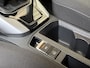 Volkswagen T-Roc 1.0 TSI Life 75 Edition Apple CarPlay/Android Auto | Airconditioning | Cruise control adaptief | LED koplampen | Lichtmetalen velgen | Rijstrooksensor | Getint glas | Achteruitrijcamera