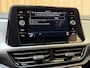 Volkswagen T-Roc 1.0 TSI Life 75 Edition Apple CarPlay/Android Auto | Airconditioning | Cruise control adaptief | LED koplampen | Lichtmetalen velgen | Rijstrooksensor | Getint glas | Achteruitrijcamera