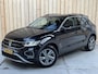 Volkswagen T-Roc 1.0 TSI Life 75 Edition Apple CarPlay/Android Auto | Airconditioning | Cruise control adaptief | LED koplampen | Lichtmetalen velgen | Rijstrooksensor | Getint glas | Achteruitrijcamera