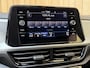 Volkswagen T-Roc 1.0 TSI Life 75 Edition Apple CarPlay/Android Auto | Airconditioning | Cruise control adaptief | LED koplampen | Lichtmetalen velgen | Rijstrooksensor | Getint glas | Achteruitrijcamera