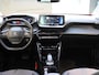 Peugeot e-2008 SUV EV Allure Pack 50 kWh | SOH 91,4% | Navigatie | Achteruitrijcamera | Climate Control | Apple Carplay/Android auto