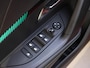 Peugeot e-2008 SUV EV Allure Pack 50 kWh | SOH 91,4% | Navigatie | Achteruitrijcamera | Climate Control | Apple Carplay/Android auto