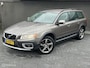 Volvo XC70 3.2 Kinetic Automaat | Leer | Stoelverw. | 1e eig
