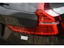 Volvo V60 T6 AWD Recharge Inscription | Panoramisch schuif/-kantel dak | Adaptieve Cruise Control | Stoel-/ Stuurwiel verwarming | Parkeercamera achter | Lederen bekleding | Keyless |