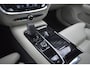 Volvo V60 T6 AWD Recharge Inscription | Panoramisch schuif/-kantel dak | Adaptieve Cruise Control | Stoel-/ Stuurwiel verwarming | Parkeercamera achter | Lederen bekleding | Keyless |