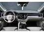 Volvo V60 T6 AWD Recharge Inscription | Panoramisch schuif/-kantel dak | Adaptieve Cruise Control | Stoel-/ Stuurwiel verwarming | Parkeercamera achter | Lederen bekleding | Keyless |