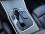 BMW 3-Serie Touring 330i xDrive High Executive / AUTOMAAT / M-PAKKET / LEER / NAVI / CRUISE / 119dkm!