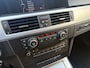 BMW 3-Serie Touring 318i Corporate Lease Luxury Line / NAVI / CRUISE / LEER / AIRCO