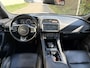 Jaguar F-Pace 2.0 Portfolio AWD 25t / AUTOMAAT / PANORAMADAK / MEMORY / CRUISE