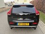 Volvo V40 2.0 T4 Business Sport / R-DESIGN / LEER / NAVI / CRUISE / STOELVERWARMING