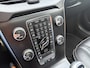 Volvo V40 2.0 T4 Business Sport / R-DESIGN / LEER / NAVI / CRUISE / STOELVERWARMING