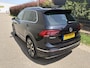 Volkswagen Tiguan 2.0 TSI 4Motion Highline / AUTOMAAT / R-LINE / PANORAMADAK / INCL BTW / CRUISE / NAVI