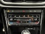 Volkswagen T-Roc 1.5 TSI R-Line Carplay Camera Led Acc Trekhaak