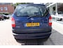 Opel Zafira 2.2-16V Comfort Automaat 2p. invalide aanpassing, handgas/rem. Zie omschrijving!
