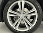 Volkswagen Tiguan 1.4 TSI Highline R-line | 1e Eigenaar | Origineel Nederlands | Stoelverwarming | Adaptive Cruise Control | R-line exterieur | Lederen stoelen | Elektrische bestuurdersstoel | Keyless | Elektrisch inklapblare trekhaak |