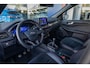 Ford Kuga | 1.5 EcoBoost ST-Line X | Trekhaak | Head-up display | Elektrisch bedienbare achterklep | Dodehoek detectie | Apple Carplay/Android Auto | Achteruitrijcamera | Airco (automatisch) | Alcantare bekleding