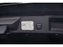Ford Kuga | 1.5 EcoBoost ST-Line X | Trekhaak | Head-up display | Elektrisch bedienbare achterklep | Dodehoek detectie | Apple Carplay/Android Auto | Achteruitrijcamera | Airco (automatisch) | Alcantare bekleding