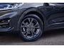 Ford Kuga | 1.5 EcoBoost ST-Line X | Trekhaak | Head-up display | Elektrisch bedienbare achterklep | Dodehoek detectie | Apple Carplay/Android Auto | Achteruitrijcamera | Airco (automatisch) | Alcantare bekleding